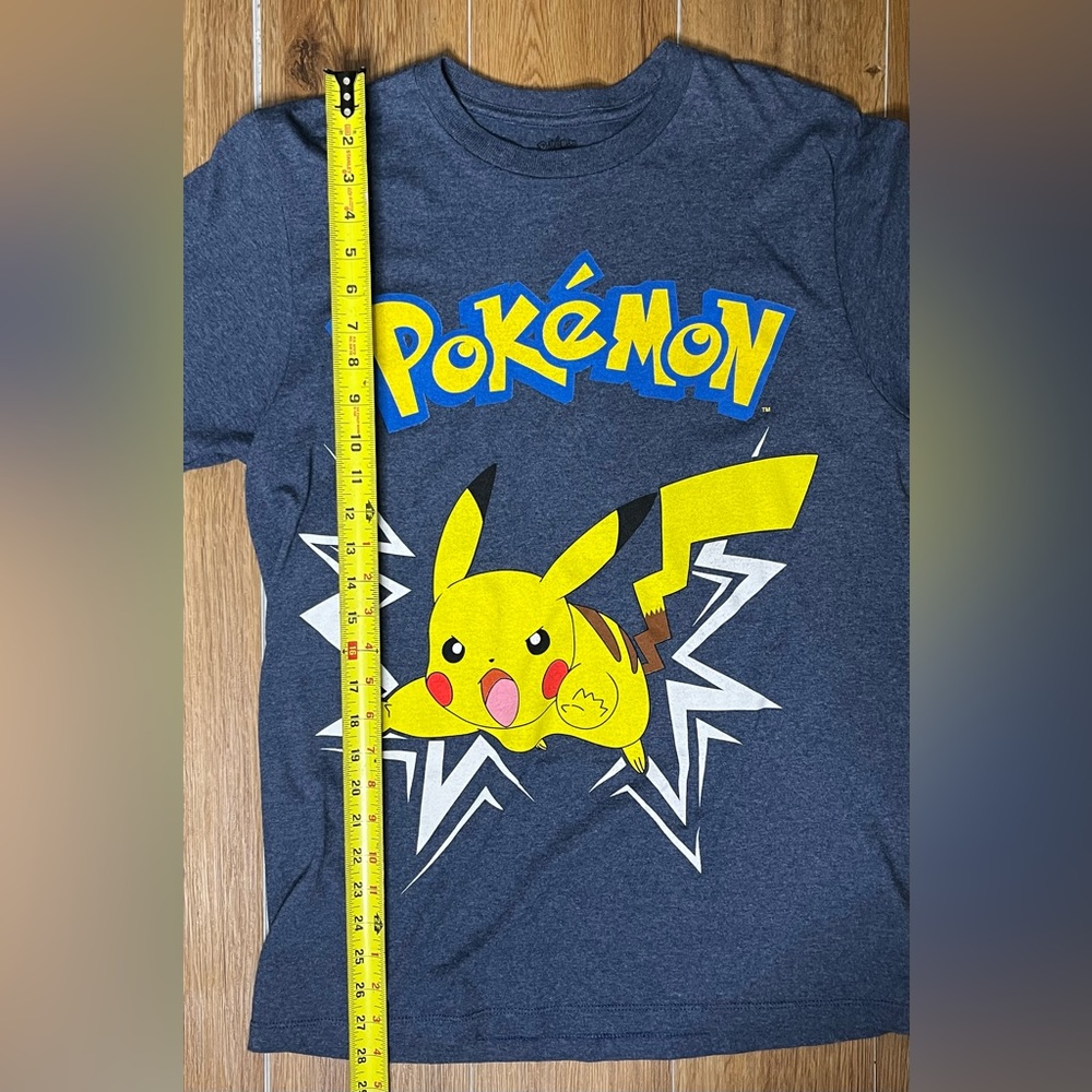 Pokémon pikachu Adult Medium Shirt Navy Blue Gaming Perfect - Picture 2 of 4